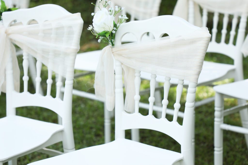 Chiavari Chair https://felton.com.my/product/plastic-chiavari-chair/ Felton Malaysia